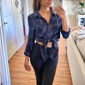 🪞 plaid print button up long sleeve tie front blouse top